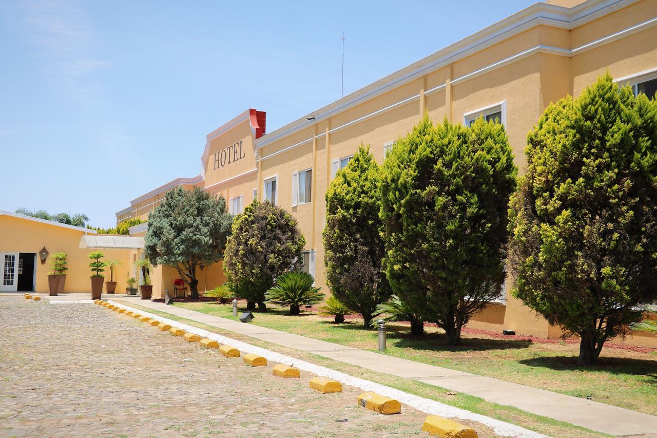 Отель Zar Guadalajara La Venta del Astillero Экстерьер фото